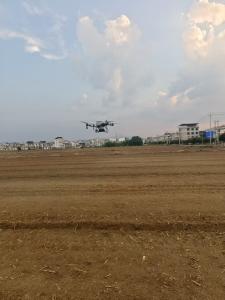 通城县大坪乡大坪村：无人机播绿高标准农田 奏响丰收“开场曲”