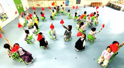 通城县实验幼儿园开展“月儿圆·祖国亲”主题教育活动