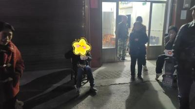 暖心接力，照亮走失男子回家路