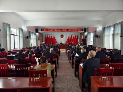 通城县马港镇：九九重阳暖马港 敬老爱老谱新篇