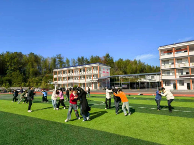 通城县四庄乡开展“爱心妈妈”集体关爱活动 助力未成年人健康成长