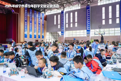 【大思政课】通城县塘湖中学：“思政+科技”融合 育时代新人