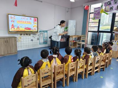 通城县黄源幼儿园：消防“零”距离，安全“伴”童行
