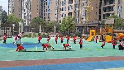 通城县隽水镇留余府邸幼儿园：游戏点亮童年  智慧启迪未来