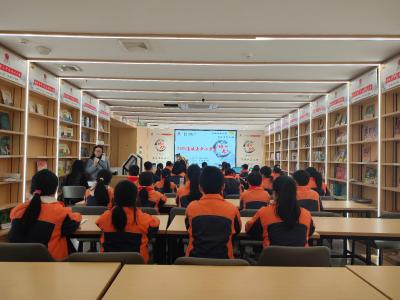 通城县麦市中心完小举办诗词大会复赛