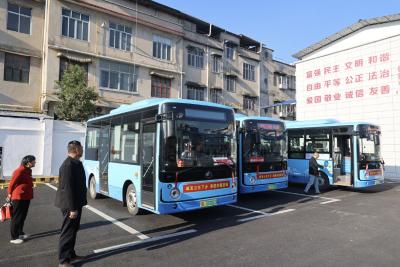 通城：城乡公交一体化 串起民生“幸福圈” 