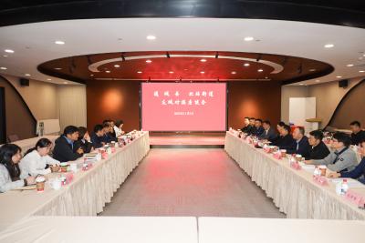 通城县与上海静安区北站街道深化友城交流合作