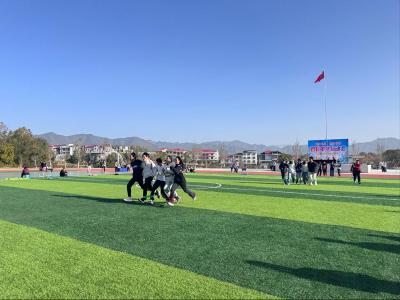 通城县四庄中学举行秋季运动会