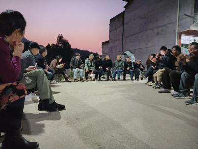 通城县大坪乡：连心饭暖民心 反诈禁毒入人心