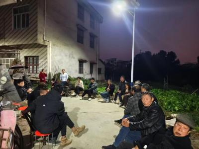 通城县大坪乡：屋场会上话反诈，筑牢群众“安全网”