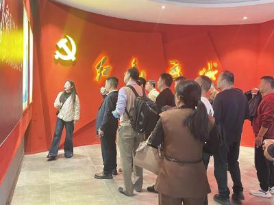 通城县塘湖镇：追寻红色足迹 传承革命薪火