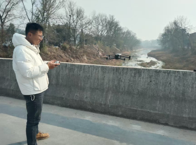 通城县石南镇：无人机“上岗”巡河 织密水域监管“智慧网”