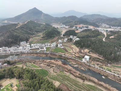 通城县塘湖镇：多措并举织密森林防火“安全网”