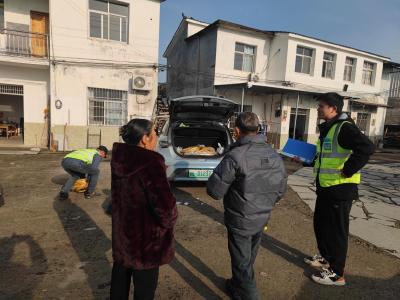 通城县麦市镇金麦村：住建惠民政策落地 免费燃气三件套暖民心