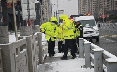 雨雪至！通城公安24小时在线护民安