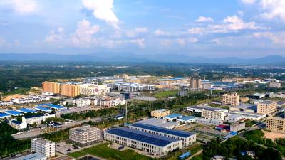 【政府工作报告解读①】通城云母电子材料产业集群蓬勃崛起 强势挺进“国家队”