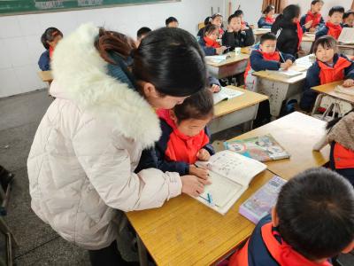 通城：师爱越山海 童心向阳开