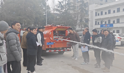 通城县塘湖镇开展小型水罐消防车专项培训