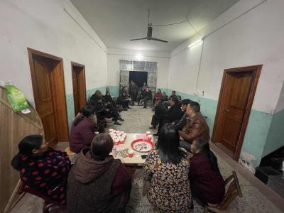 通城县五里镇何家村：弘扬家庭美德 以好家风带动好民风