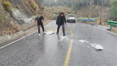 通城县北港镇多举措应对低温雨雪冰冻天气