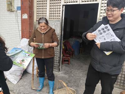 通城县石南镇：禁种铲毒不松懈 全面踏查保平安