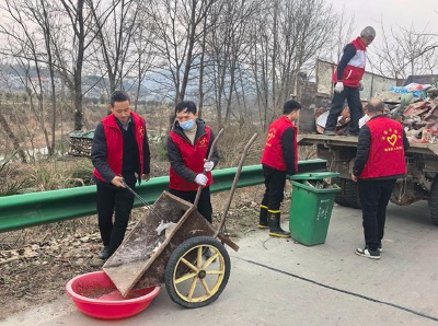 【清洁家园在行动】通城县塘湖镇：“万人洁河”行动火热开展 干群齐心共建“清洁家园”