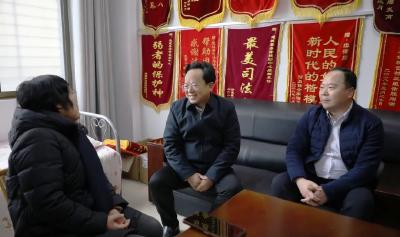 黄建平开展春节走访慰问活动并督导“清洁家园”百日攻坚行动推进情况