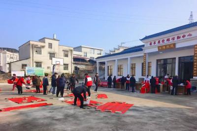 通城县北港镇横冲村文明实践站开展