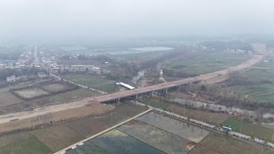 【重点交通项目献礼新春④】通城：攻坚克难筑通途 G353国道二期关键段路基成型