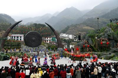 【春节我在岗】通城文旅人坚守一线 点亮新春文化年味