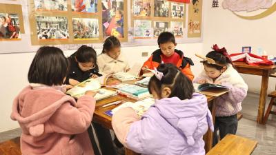 书香浸润田野 青春点亮书屋｜通城县关刀镇道上村新春农家书屋阅读活动润童心