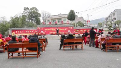 视频-通城县关刀镇道上村：文艺汇演颂新风 移风易俗迎新春