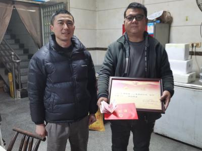 通城县沙堆镇开展2026年新春退役士兵慰问活动