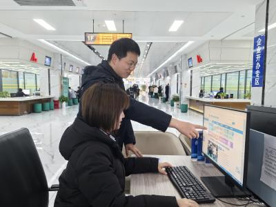 通城县税务局：靶向治理“被登记”盲区 靠前服务暖企心