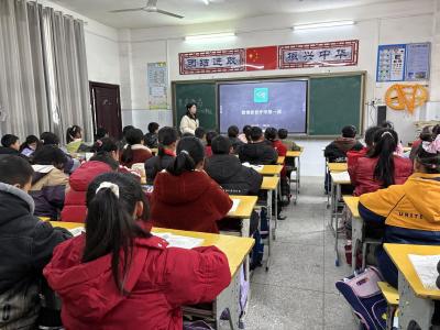 通城县大坪乡水口小学开展禁毒教育开学第一课活动