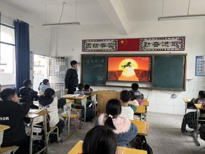 通城县马港小学开展开学第一课暨禁毒教育主题活动