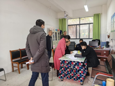 通城县五里镇开展2026年春季开学安全大检查