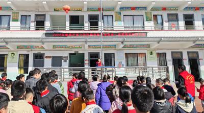 通城县马港卫生院走进石溪小学开展春季传染病专题讲座