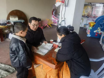 通城县五里镇大坪坳完小：暖心家访聚合力 家校携手启新程