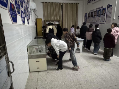 通城县四庄乡中心小学开展毒品预防教育“三个一”活动