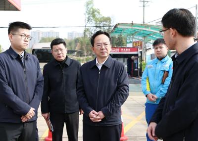 黄建平检查清明假期安全生产工作