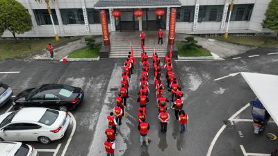 通城县沙堆镇：开展“清洁家园”大行动 志愿服务擦亮乡村振兴底色