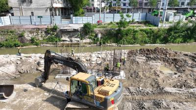 【我的城 在焕新】通城县宝塔桥拆除重建：双向两车道跨秀水河 预计9月30日建成通车