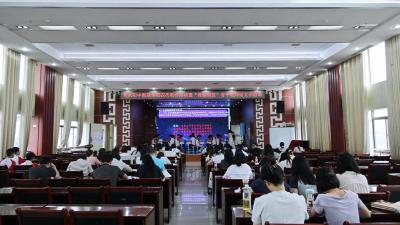 通城县隽水初中教联体开展语文骨干教师示范课活动