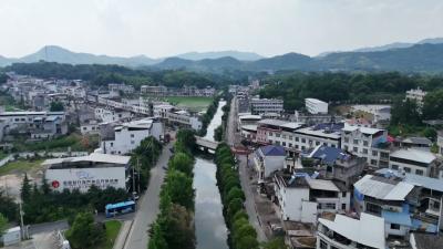 视频-通城：黄袍山优质赛道获青睐 高校集训备战国际赛事
