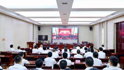 县领导集中收听收看庆祝中国共产党成立105周年大会
