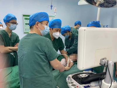 崇阳首例！中医院顺利完成