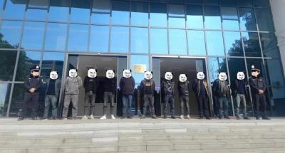 崇阳警方成功捣毁一赌博窝点   抓获15名涉赌违法人员