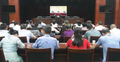 崇阳县收视收听全省人大“聚力共同缔造·代表行动”视频部署会议