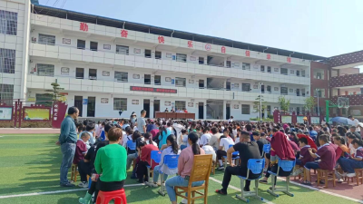 崇阳县路口镇：法治宣传进校园  法律护航助成长